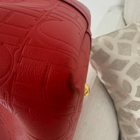 Genuine RED Carolina Herrera Matryoshka Locked M – Medium Handbag - Picture 12 of 13